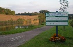 CANAL ENTRE CHAMPAGNE ET BOURGOGNE